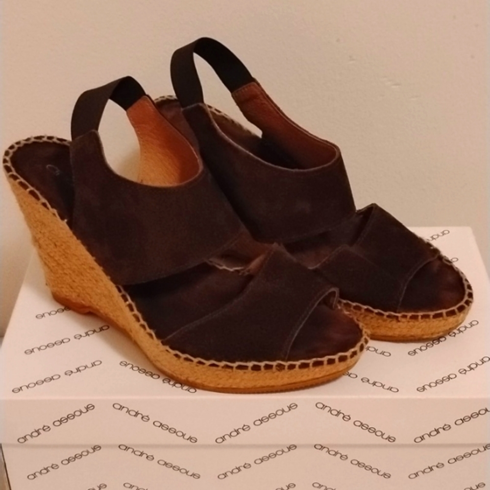 Andre Assous Reese Hi Chocolate Suede Wedge Espadrille Sandals Brown Size 7 - Picture 2 of 5